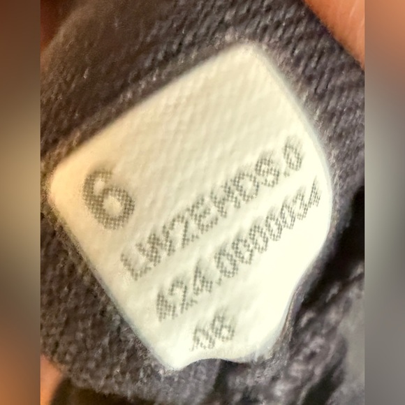 Lululemon Flow Y Nulu Light Support Bra - Picture 4 of 4